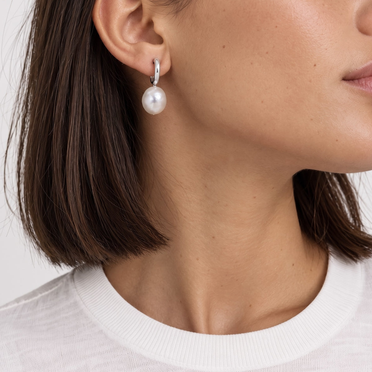 Boucles d'oreilles perles baroques blanches