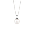 White pearl pendant