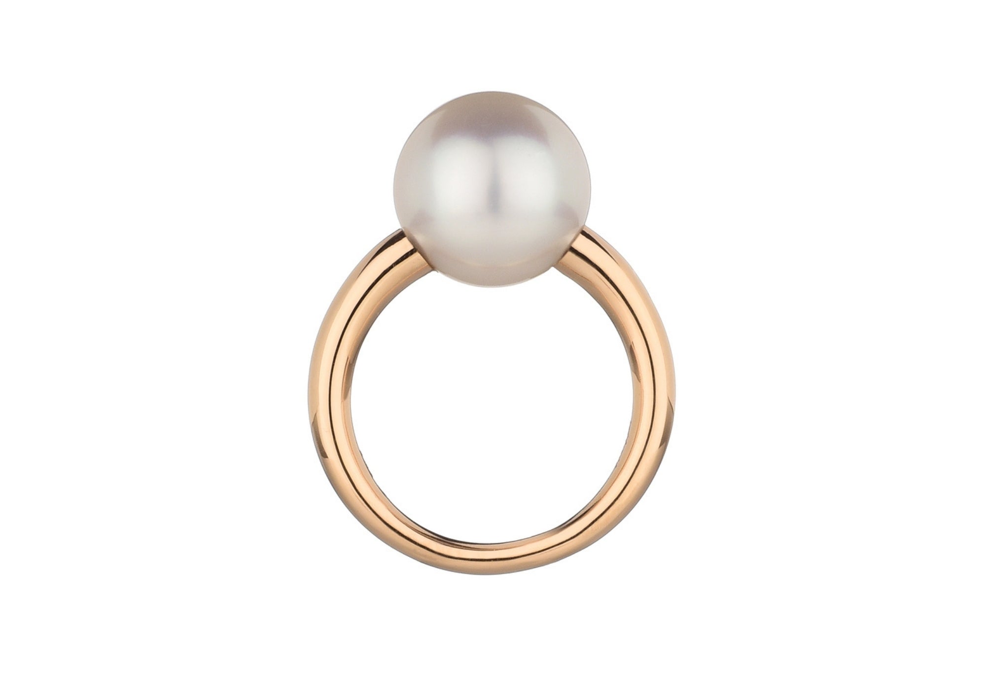 Anello con sistema a tensione brevettato della Milano Collection di MIMI Milano, realizzato con perla South Sea.