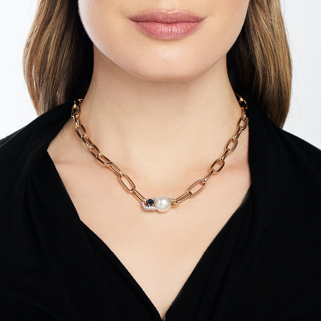 MIMI Collana Oro Rosa 18k con Perla South Sea Bianca, Diamanti e Zaffiri Blu