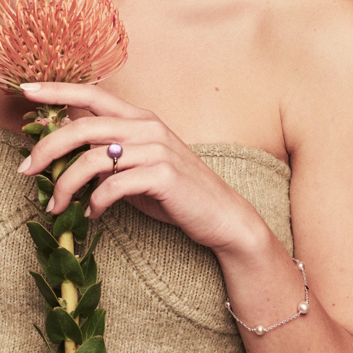 Bracelet Nagai Perles Violettes et Diamants