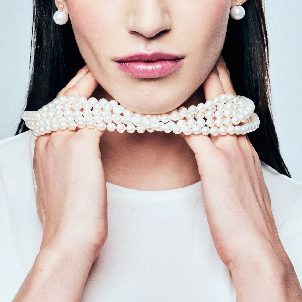 Colar Opera de Pérolas de Água Doce com Charm Ognibene