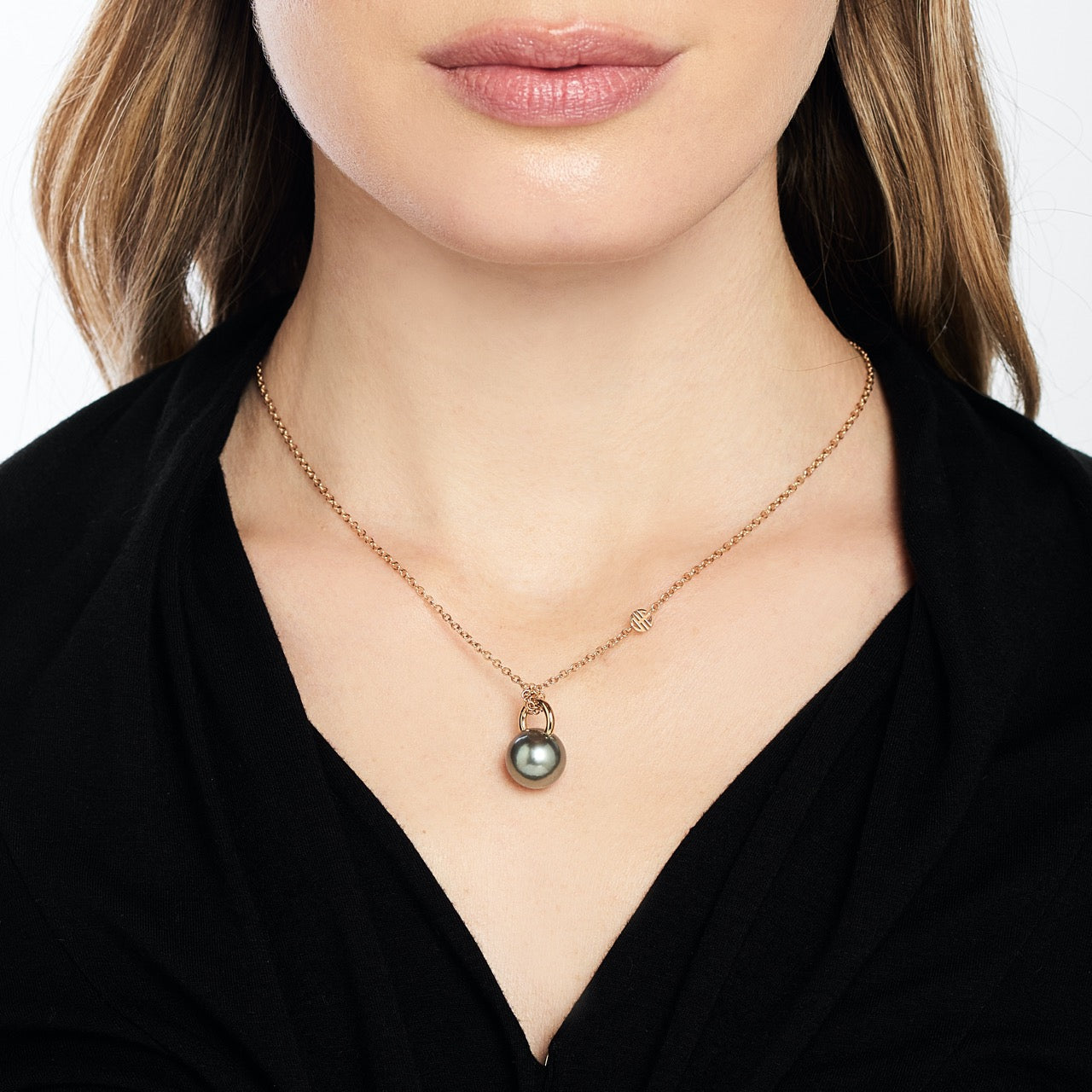 MIMI Pendente Milano in oro rosa 18k con perla South Sea gold perla nera