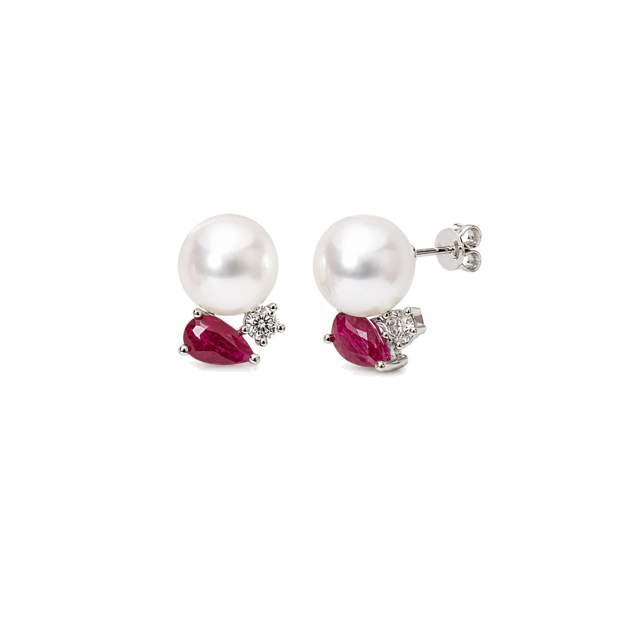 Orecchini in oro bianco 18k con perle Akoya bianche 7-7,5 mm e rubino e diamanti — MIMÍ Milano
